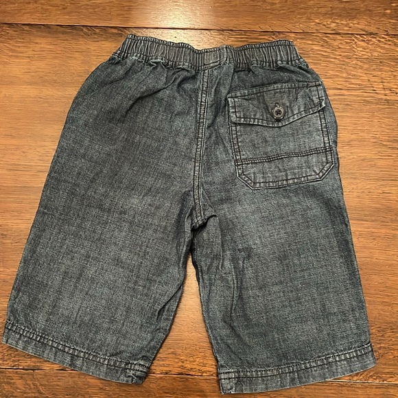 Tea Collection very light denim shorts. Size 7. - Picture 2 of 3